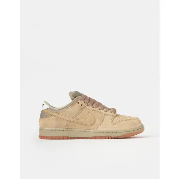 SB Dunk Low Pro B Skate Shoes – Low Cut Street Style Comfort