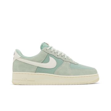 Air Force 1 Low ’07 LV8 Certified Fresh Enamel Green - Stylish Low Top Sneakers