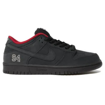 SB Dunk Low SP 94 "Black" - Premium Limited Skate Model